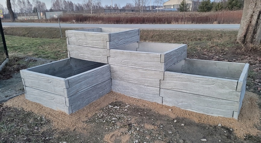 Vyvýšený ZÁHON betónový kvetináč NA ZELENINU kvetináč NA BYLINKY KOMPOSTÉR 200 × 300