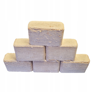 Brikety, uhlie na grilovanie - BUKOVÉ brikety z listového dreva do krbových kachlí 20kg