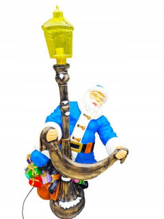 Záhradná figurína Mikołaj s krídlom v lampe II