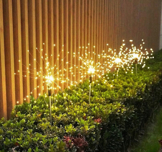 Solárna zapichovacia záhradná lampa - LED slnečné žiarovky púčikov pútnik