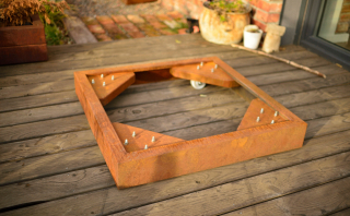 Stojan pre Corten 60x60x12 cm viridi
