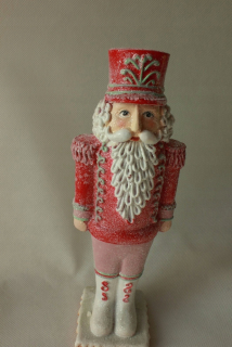 Štýlový Luskáčik 25 cm * Červená