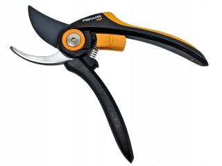 Zahradné nožnice - Fiskars P521 plus nožnice do 24 mm