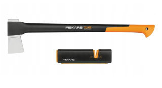 Sekera - Fiskars Ax 70,9 cm 1,6 kg