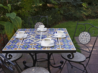 Záhradný stôl, stolík - Mediterro Terrace Table - ručne maľované dlaždice
