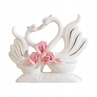 Swan figuríny Ústredný prvok dedinského domu