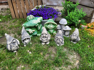 Dekorácia dekorácie figuríny so záhradou
